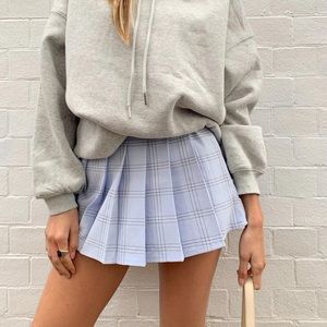 Princess Polly light blue checkered pleated tennis skirt (size 8)